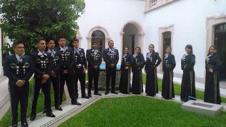 MARIACHI APACHES DEL PLANTEL 5 LLEVA SU AMOR POR MÉXICO A FESTIVAL EN CHIHUAHUA. 